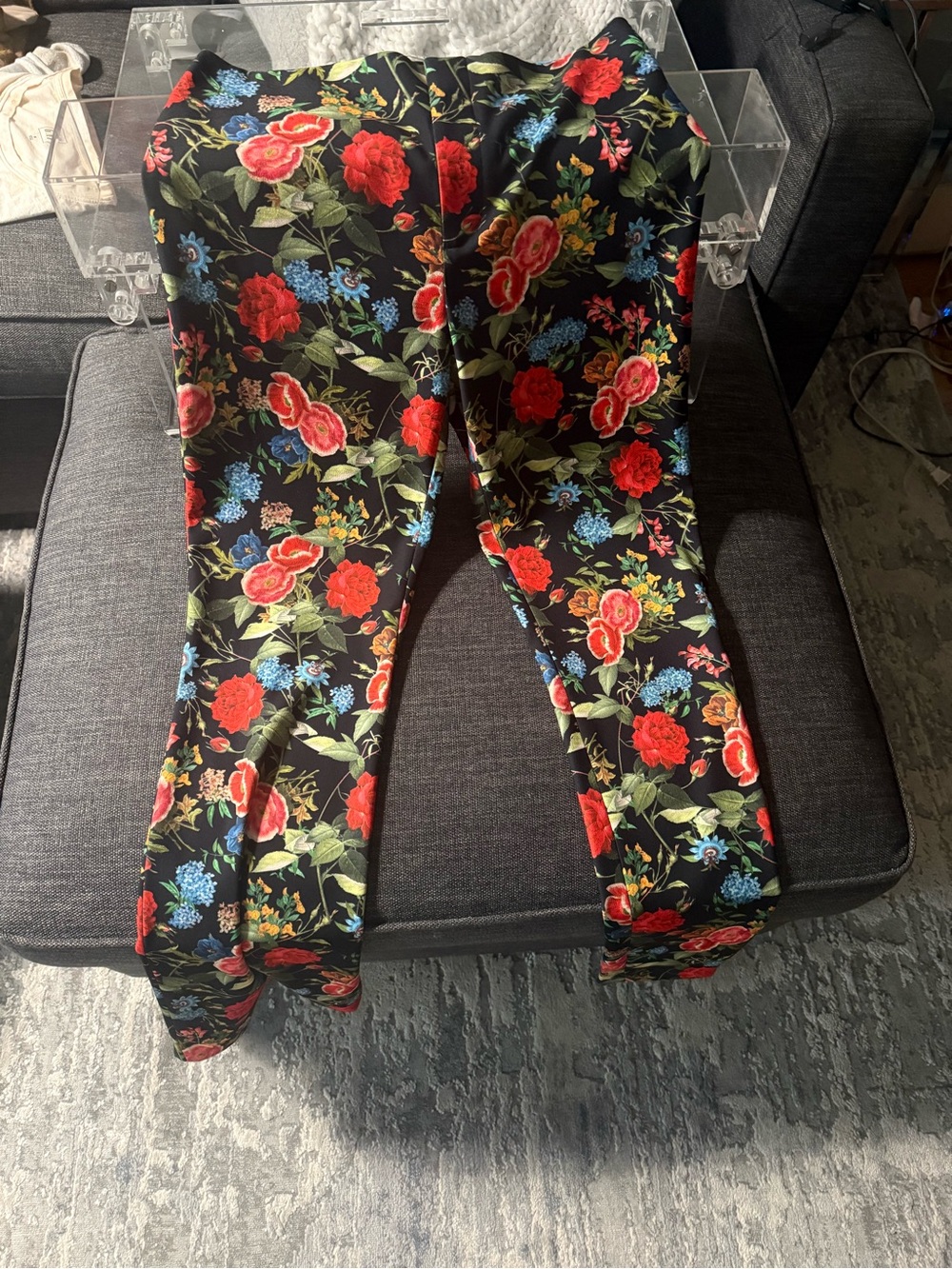 Alice + Olivia Black Floral Pants